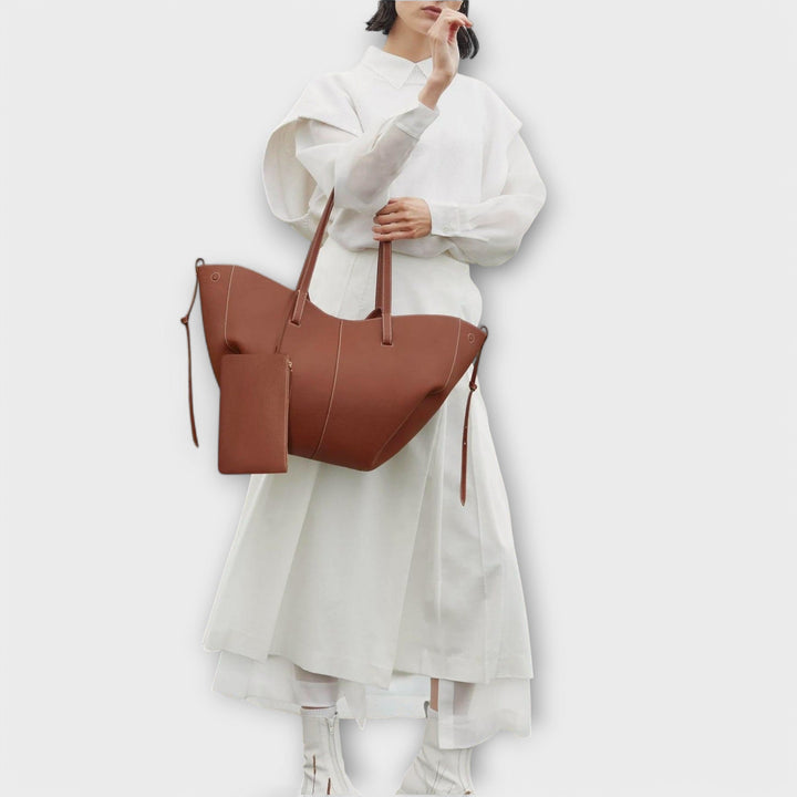 Amber | Kvinne’s Romslige Hverdags Tote Bag