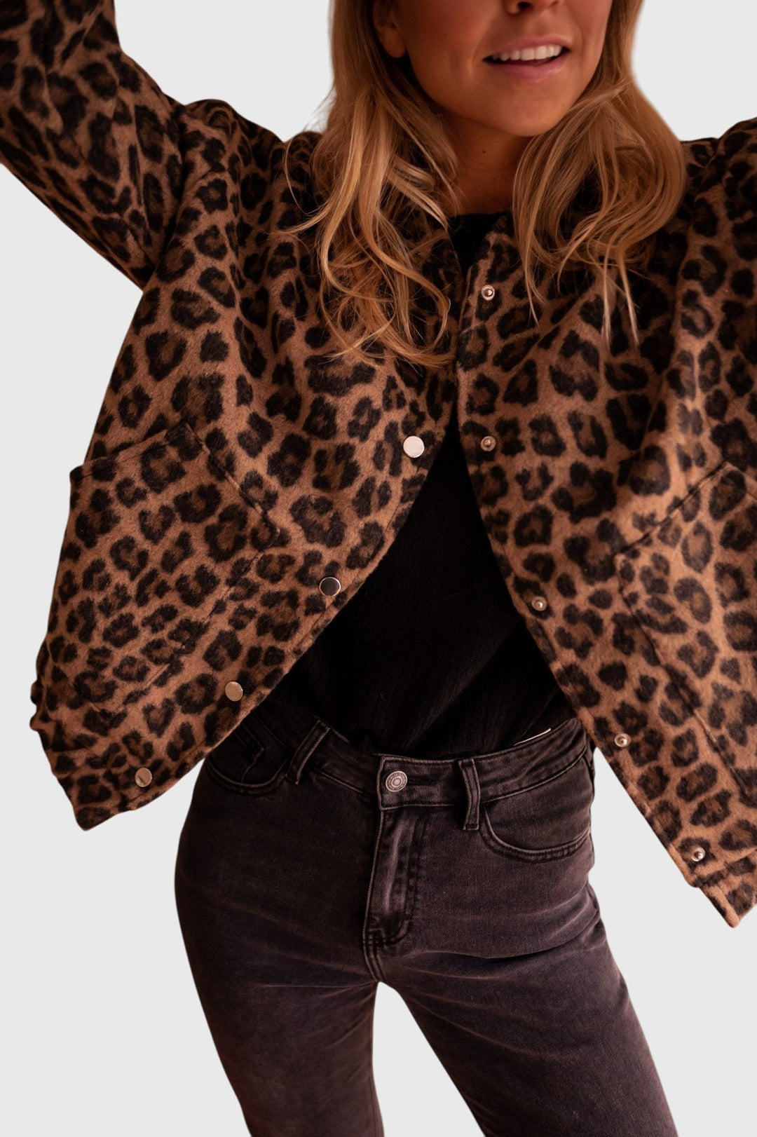 Elodie | Stilig Leopardmønstret Jakke