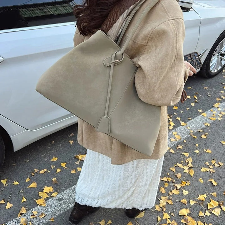 Kyadeeih | Stilig Tote Bag